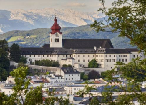 Muntele Untersberg: O călătorie cu telefericul către nori din Salzburg.