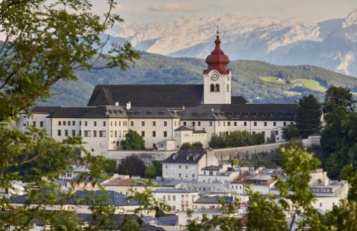 Ghid de cazare: De la hoteluri de lux la pensiuni primitoare în Salzburg.