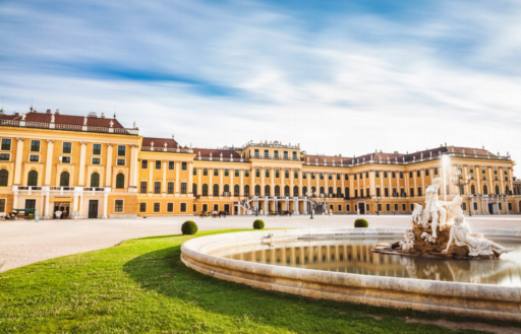 Explorând Palatul Schönbrunn: O aventură în familie