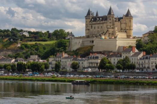 Aventurile cu bicicleta de-a lungul râului Loire